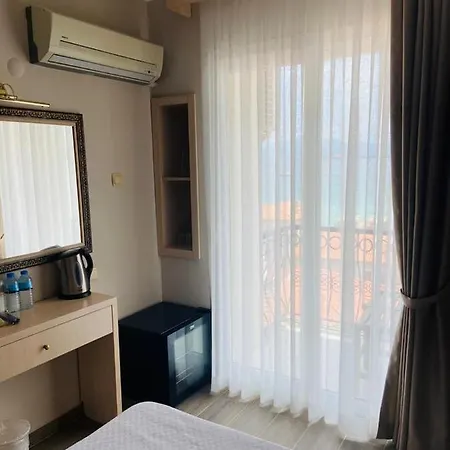 Aparthotel ıleri Hotel&apartments *