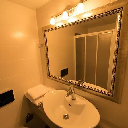 Aparthotel Ileri & Cesme