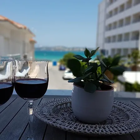 Ileri & Apartahotel *