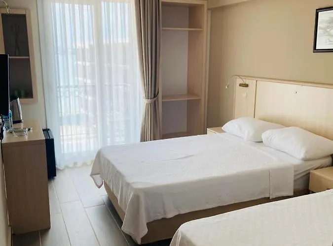 Apartmanhotel Ileri &