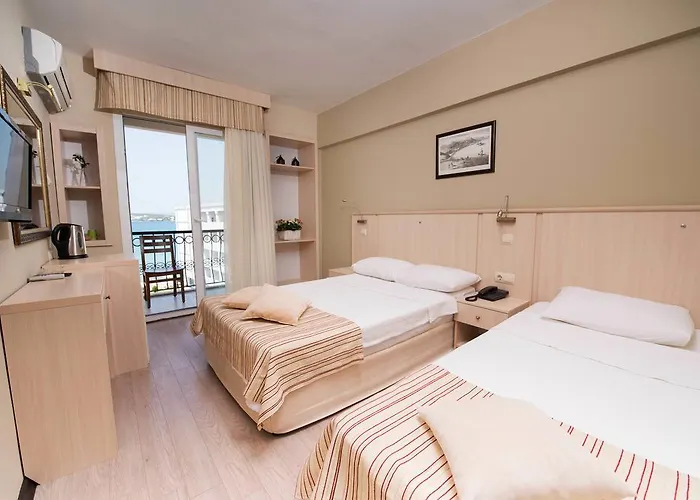 Apartmanhotel Ileri & *