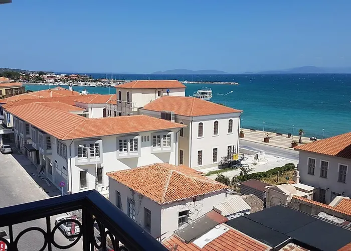 Ileri & Apartmanhotel Çeşme